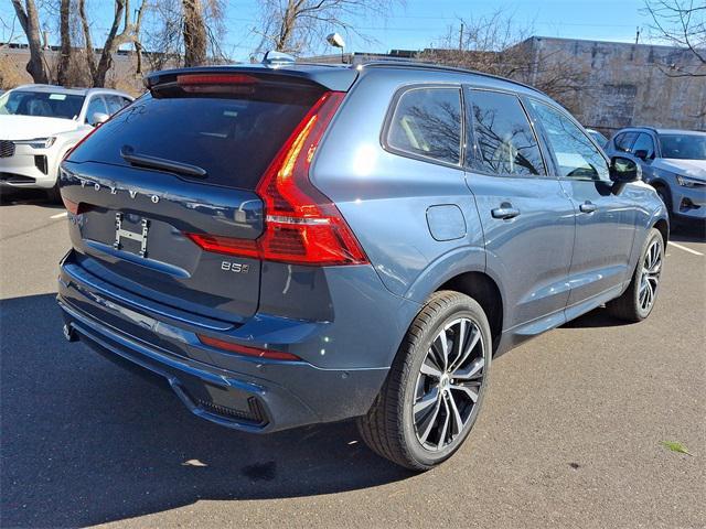 new 2025 Volvo XC60 car, priced at $55,335