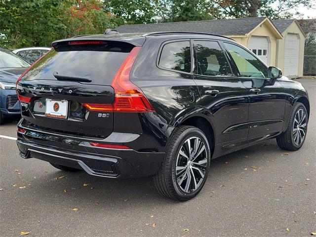 new 2025 Volvo XC60 car, priced at $59,045