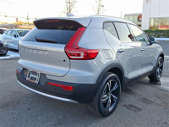 new 2025 Volvo XC40 car, priced at $44,595