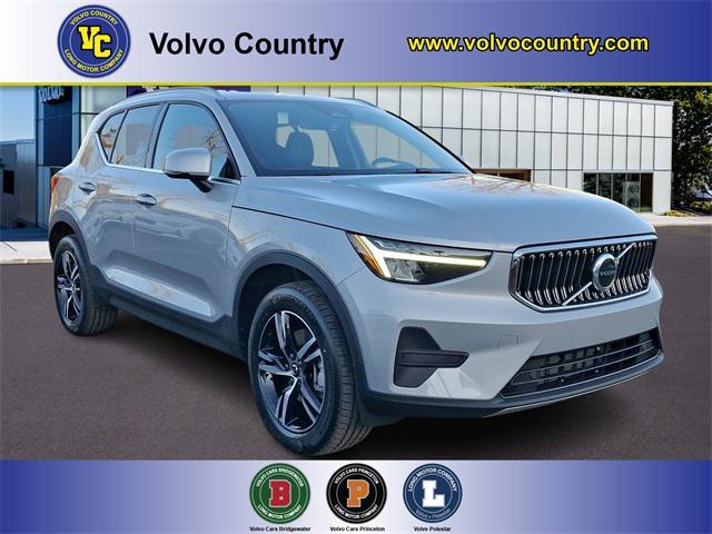 new 2025 Volvo XC40 car, priced at $44,595