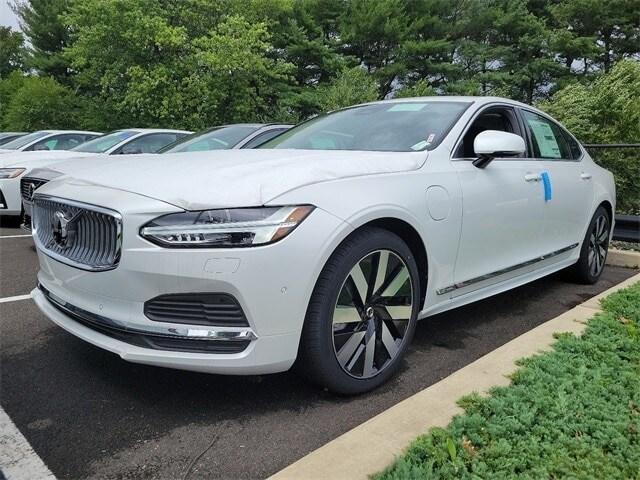 new 2024 Volvo S90 Recharge Plug-In Hybrid car, priced at $72,595