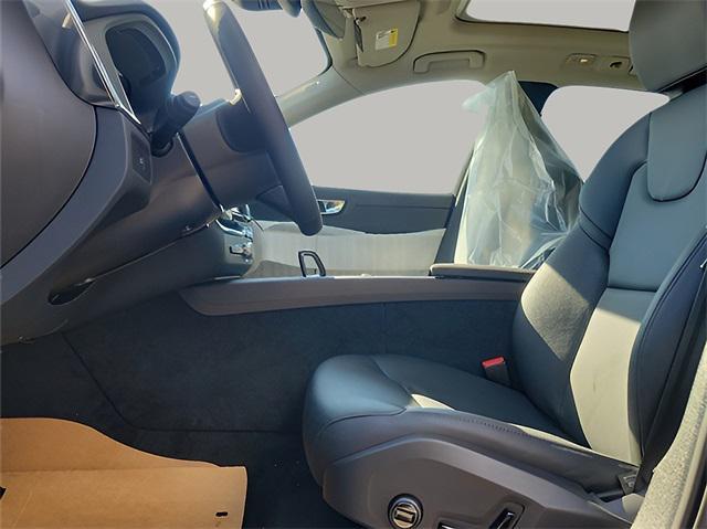 new 2025 Volvo XC60 car, priced at $49,095