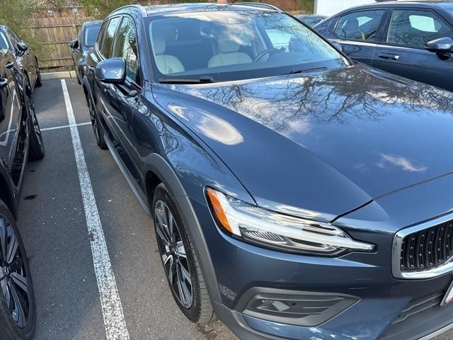 used 2021 Volvo V60 Cross Country car, priced at $36,975