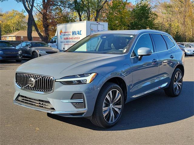 used 2022 Volvo XC60 Recharge Plug-In Hybrid car, priced at $45,000