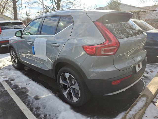 new 2025 Volvo XC40 car, priced at $48,315