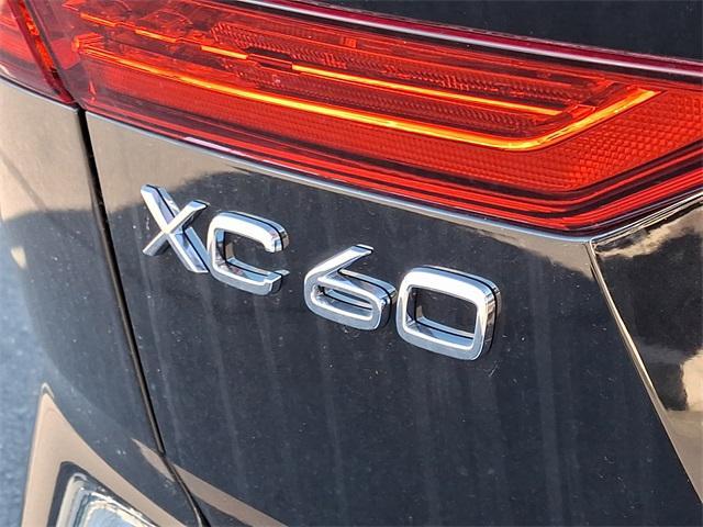 new 2025 Volvo XC60 car, priced at $51,075