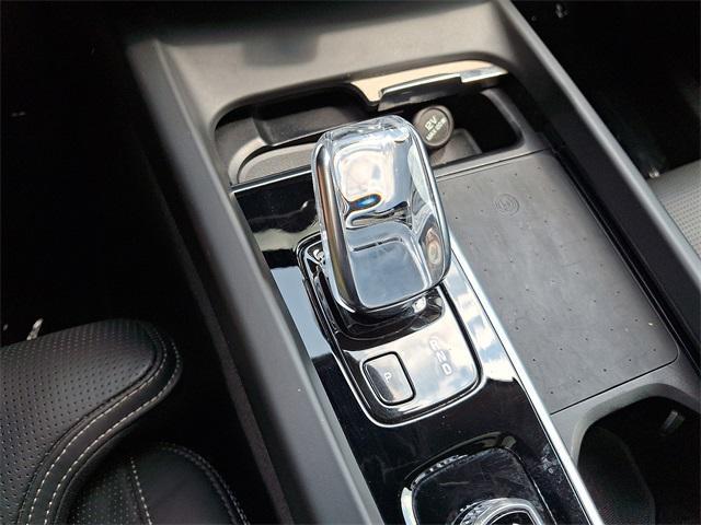 used 2022 Volvo XC60 car, priced at $39,791