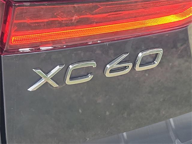 new 2025 Volvo XC60 Plug-In Hybrid car, priced at $66,235