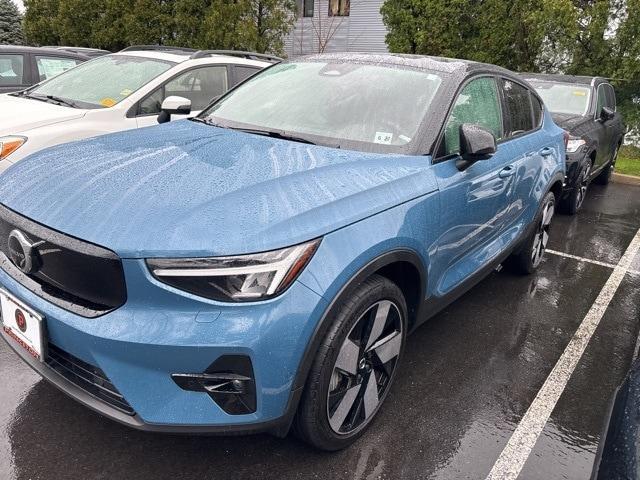 used 2022 Volvo C40 Recharge Pure Electric car, priced at $30,500