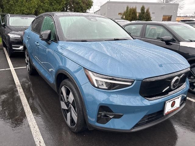 used 2022 Volvo C40 Recharge Pure Electric car, priced at $29,400