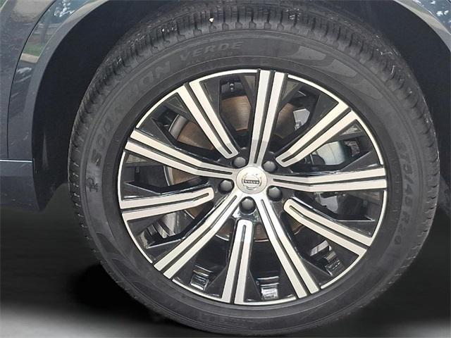 used 2025 Volvo XC90 car, priced at $46,500