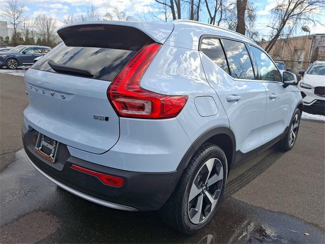 new 2025 Volvo XC40 car, priced at $48,340