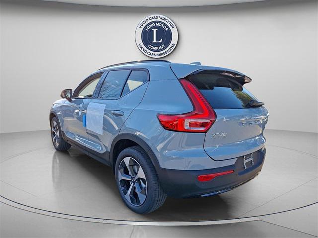 new 2025 Volvo XC40 car, priced at $49,565