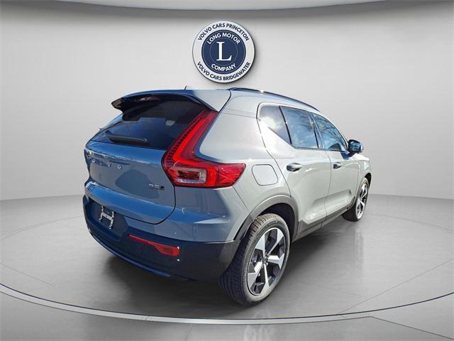 new 2025 Volvo XC40 car, priced at $49,565
