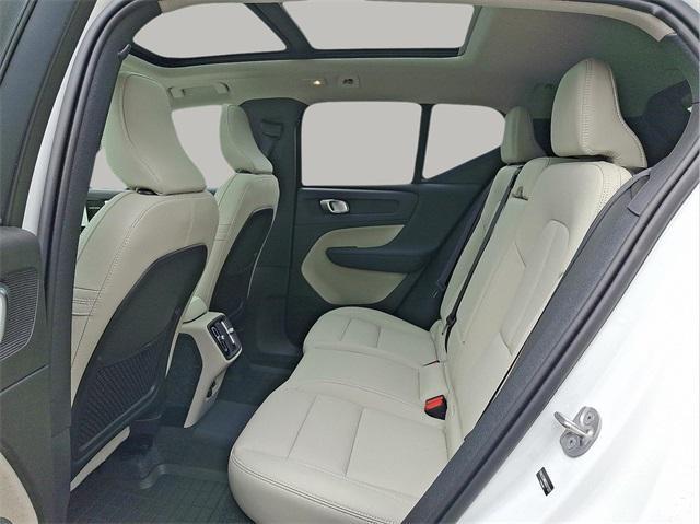 new 2025 Volvo XC40 car, priced at $41,545