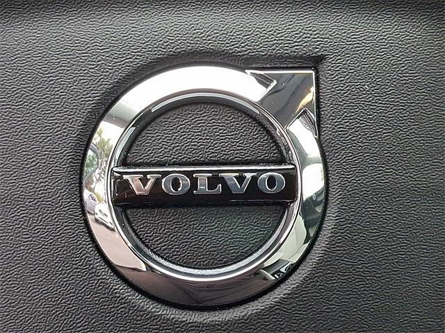 new 2025 Volvo XC40 car, priced at $41,545