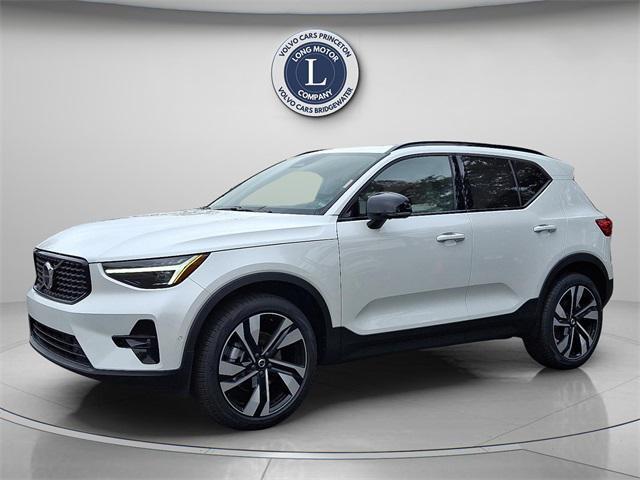 new 2025 Volvo XC40 car, priced at $41,545