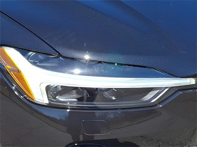 new 2025 Volvo XC60 car, priced at $51,425
