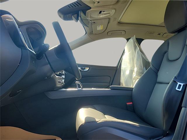 new 2025 Volvo XC60 car, priced at $51,425