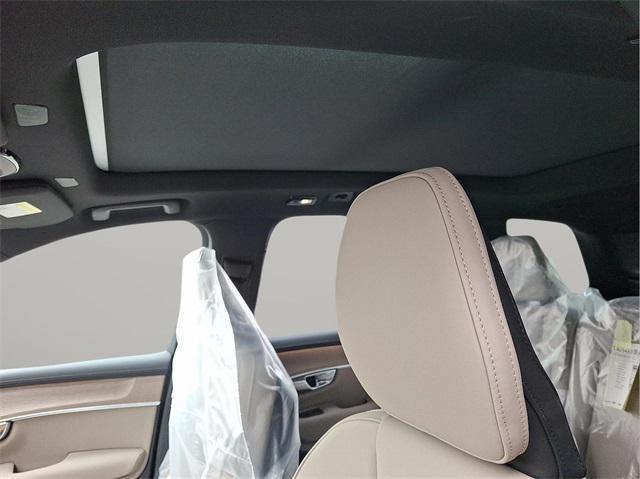 new 2026 Volvo XC90 car, priced at $71,405