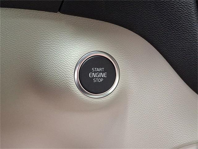 new 2025 Volvo XC40 car, priced at $48,335