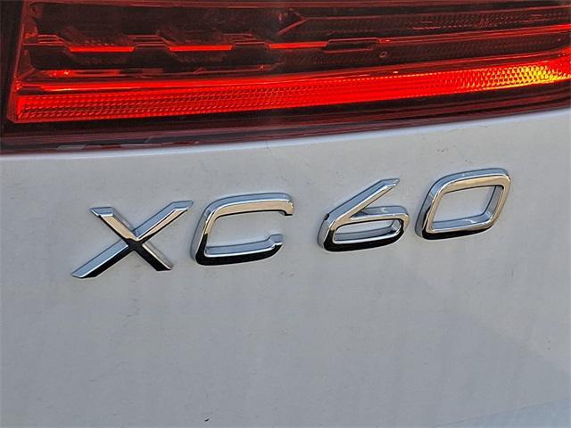 new 2025 Volvo XC60 car, priced at $55,335