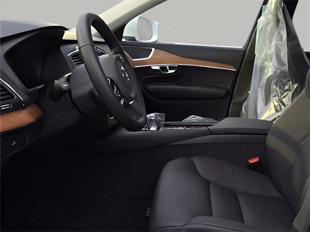 new 2025 Volvo XC90 car, priced at $64,345