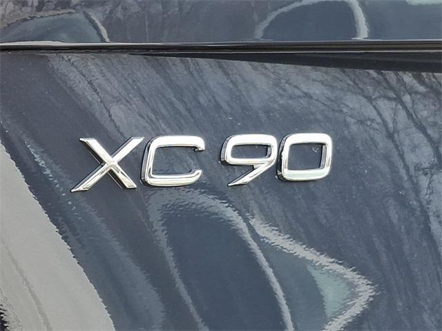 new 2025 Volvo XC90 car, priced at $72,655