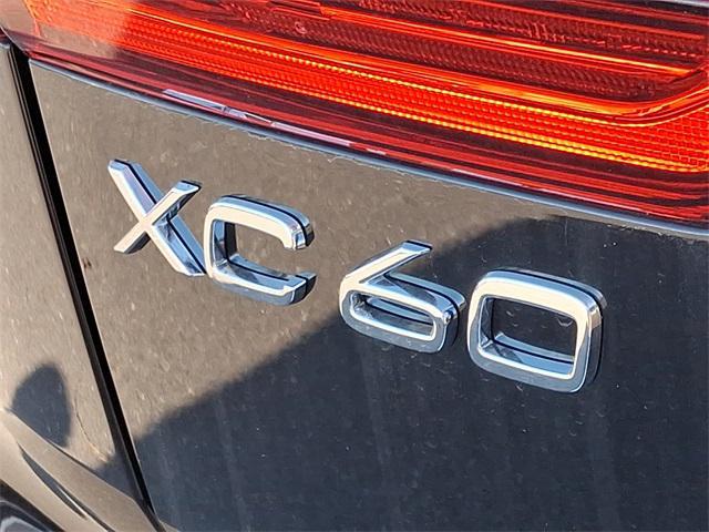 new 2025 Volvo XC60 car, priced at $55,335