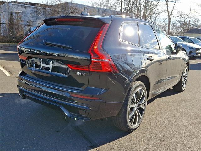 new 2025 Volvo XC60 car, priced at $55,335