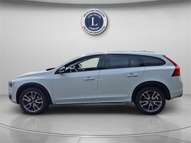 used 2018 Volvo V60 Cross Country car, priced at $15,500