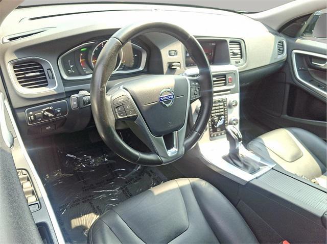 used 2018 Volvo V60 Cross Country car, priced at $15,500