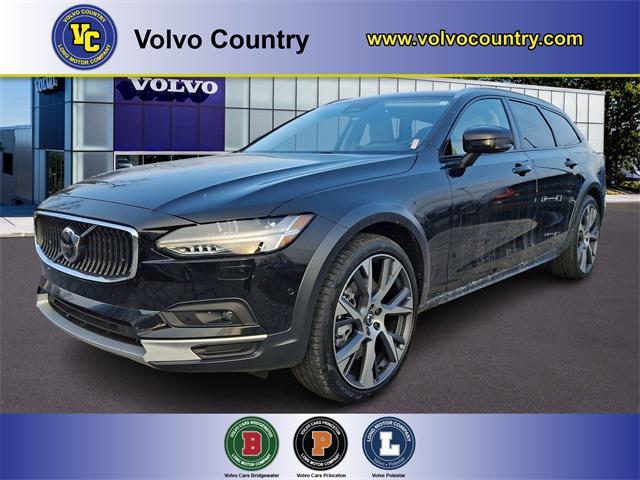 new 2025 Volvo V90 Cross Country car, priced at $67,950