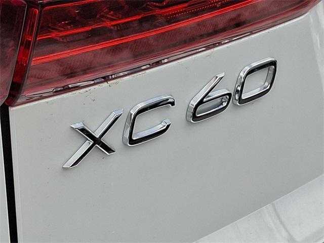 new 2025 Volvo XC60 car, priced at $55,360