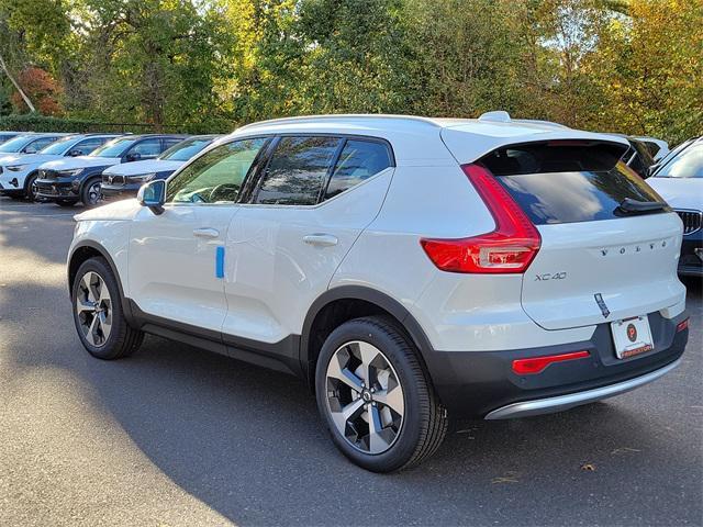 new 2025 Volvo XC40 car, priced at $48,315