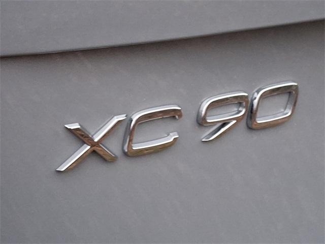 new 2025 Volvo XC90 car, priced at $72,655