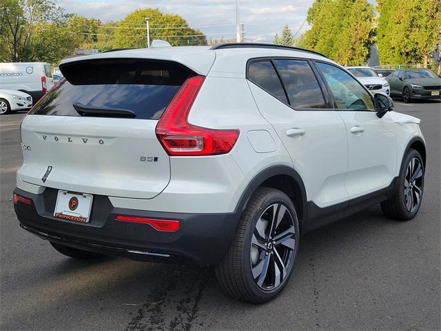 new 2025 Volvo XC40 car, priced at $49,790