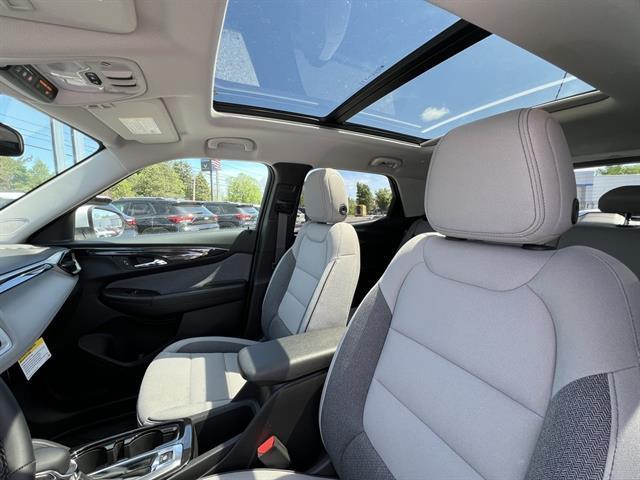 new 2025 Chevrolet TrailBlazer car, priced at $30,330