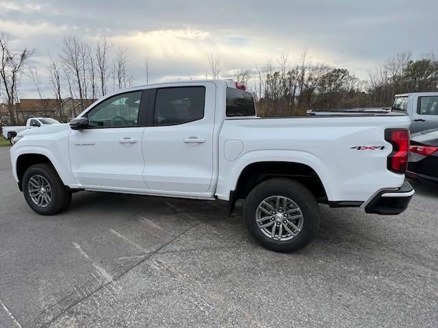 new 2024 Chevrolet Colorado car, priced at $40,200