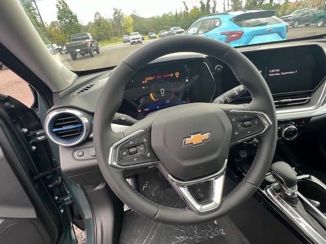 new 2025 Chevrolet Trax car, priced at $25,610