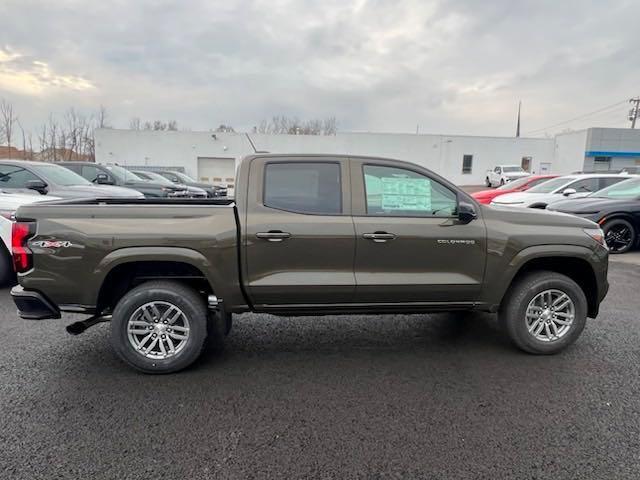 new 2024 Chevrolet Colorado car, priced at $41,995