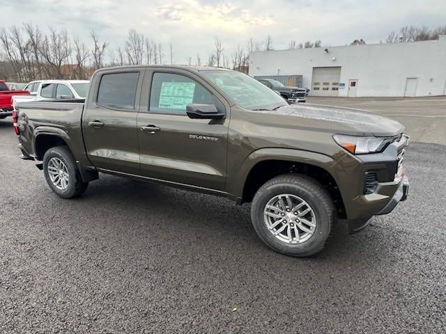 new 2024 Chevrolet Colorado car, priced at $41,995