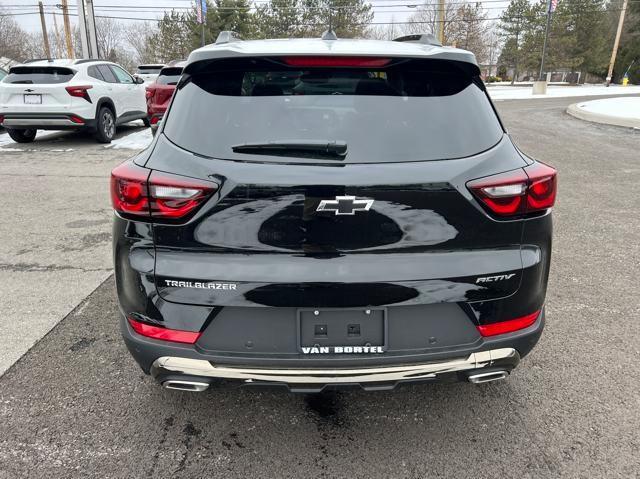 new 2025 Chevrolet TrailBlazer car, priced at $32,275