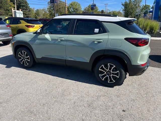 new 2025 Chevrolet TrailBlazer car, priced at $28,995