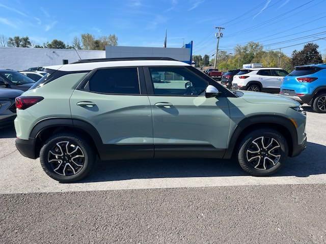 new 2025 Chevrolet TrailBlazer car, priced at $28,995