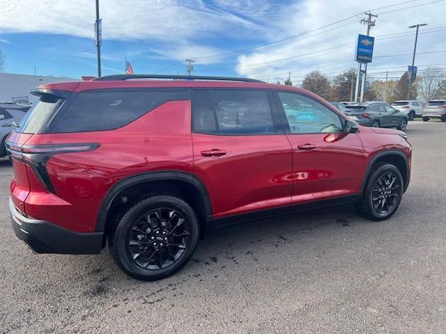 new 2024 Chevrolet Traverse car, priced at $48,605