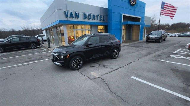 used 2024 Chevrolet TrailBlazer car, priced at $27,490