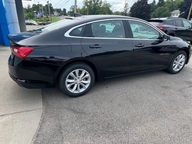 new 2025 Chevrolet Malibu car, priced at $29,965