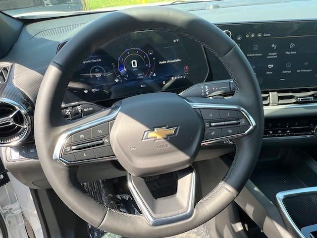 new 2025 Chevrolet Equinox car, priced at $31,120