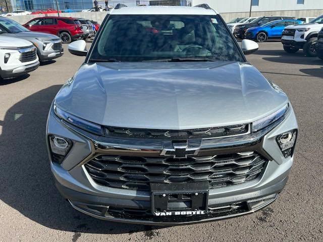 new 2025 Chevrolet TrailBlazer car, priced at $33,180